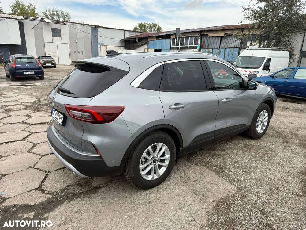 Ford Kuga 1.5 EcoBoost A8 FWD Titanium - 8