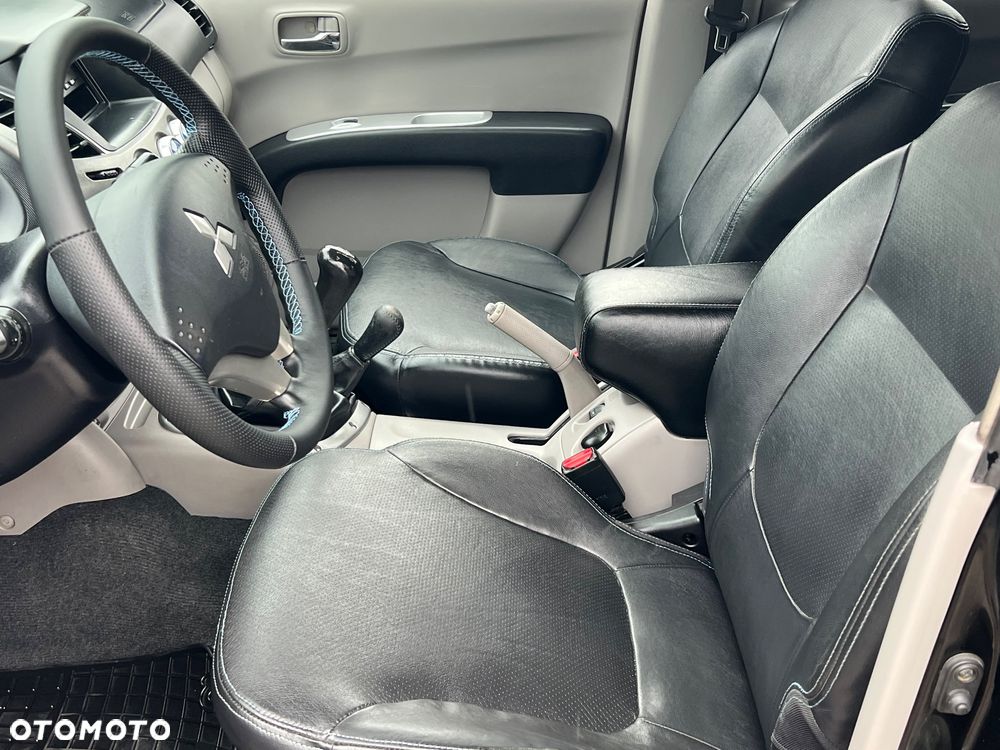 Mitsubishi L200 2.5 DID Special Edition - 10