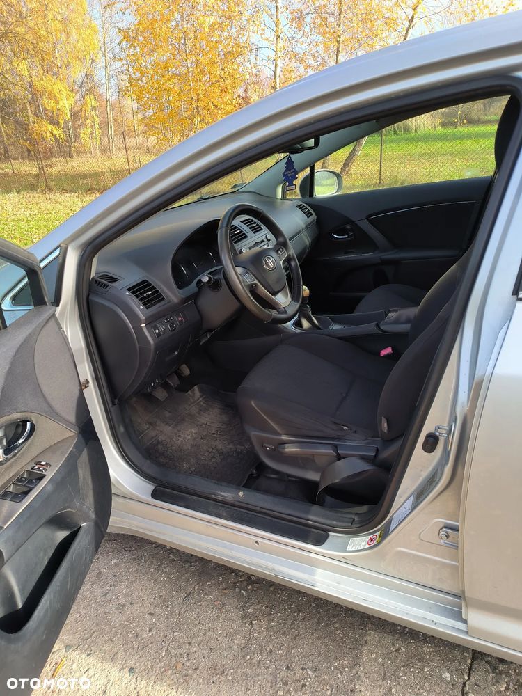 Toyota Avensis 2.0 D-4D Platinium - 5