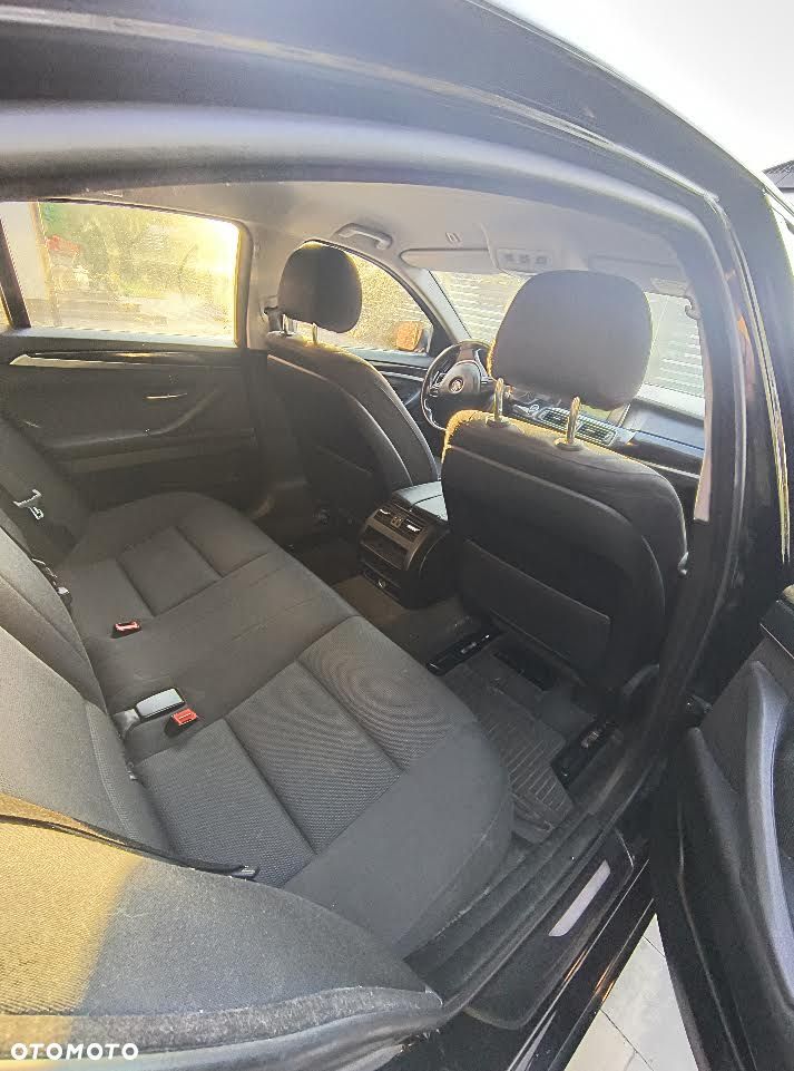 BMW Seria 5 518d - 10