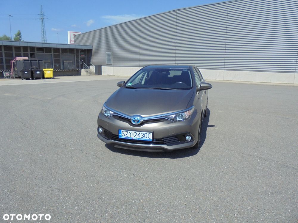 Toyota Auris - 10