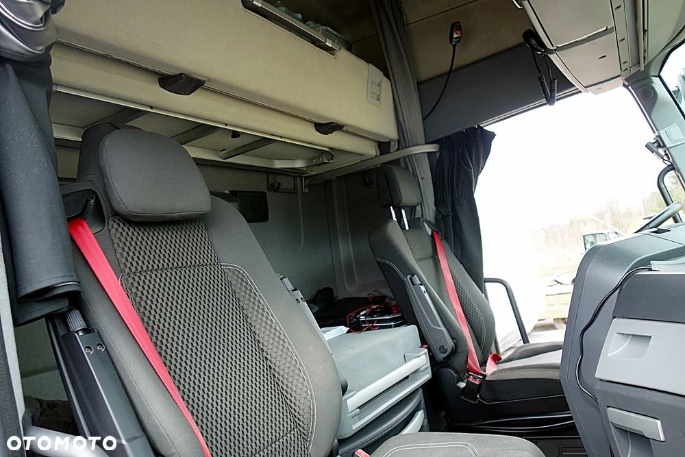 Renault GAMA T520 PUSCHER DMC 70T OŚ SKRĘTNA PODNOSZONA WYSOKA KABINA ALUFELGI KLIMA POSTOJOWA - 15