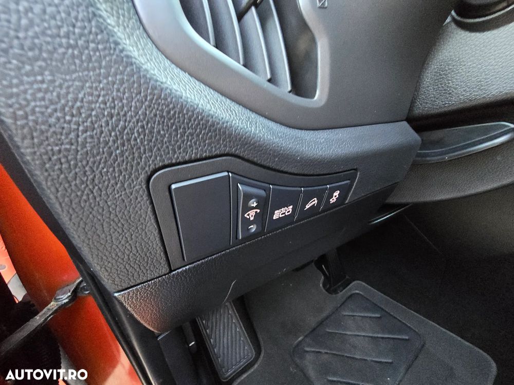 Kia Sportage - 10