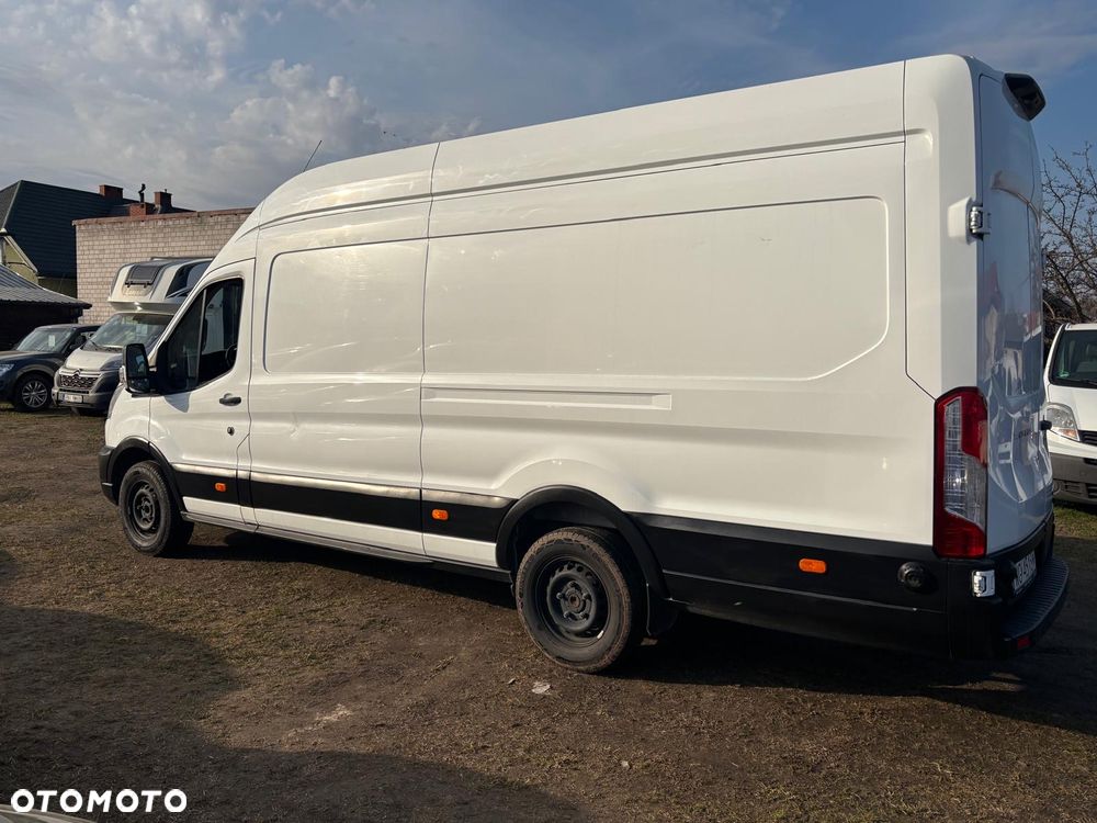 Ford Transit - 12