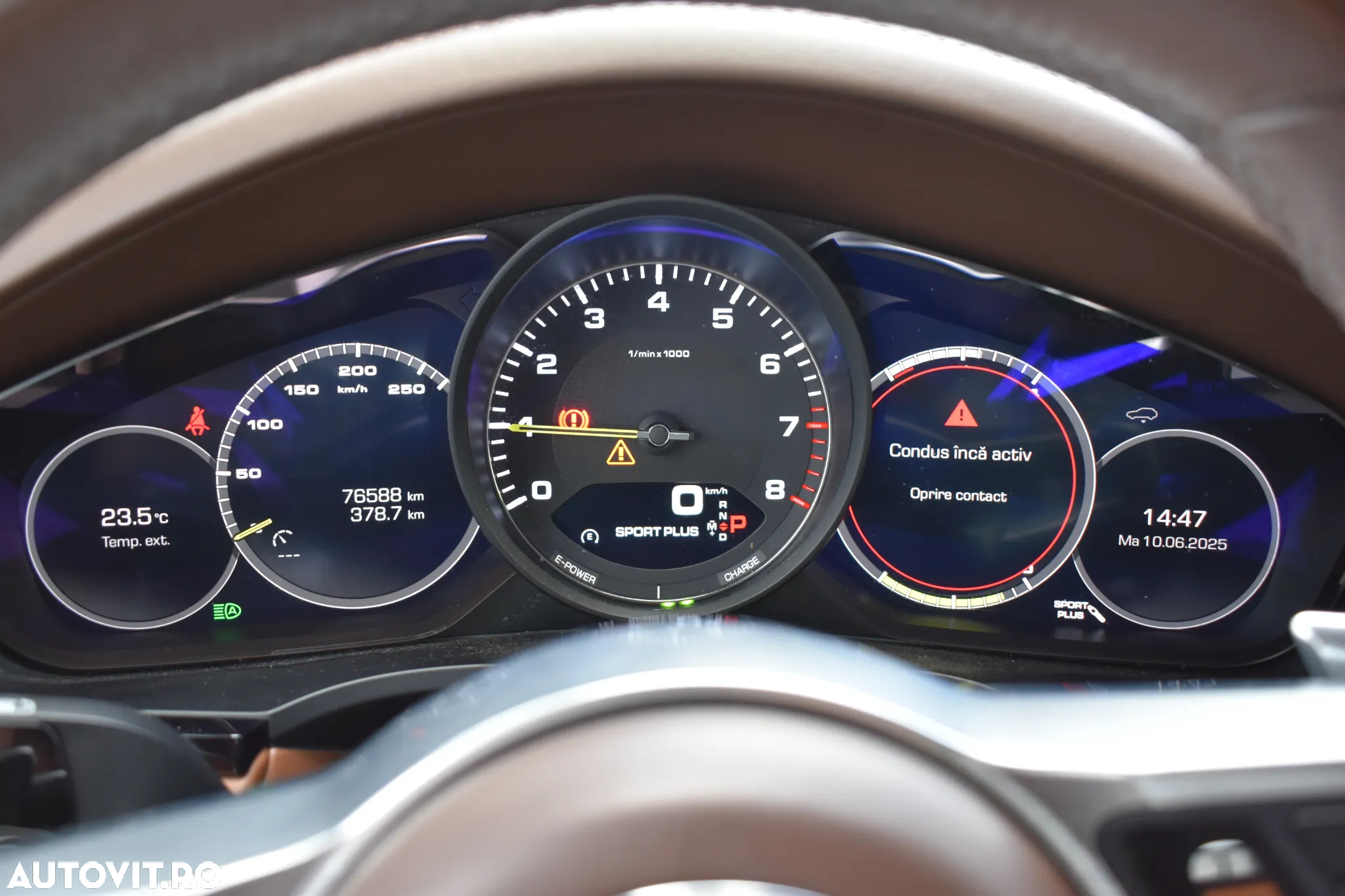 Porsche Cayenne - 10