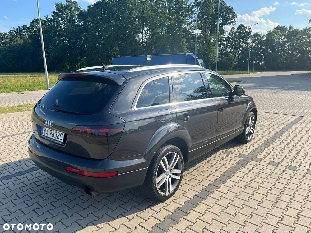 Audi Q7 - 4