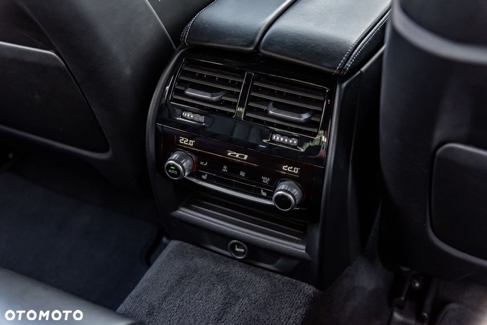 BMW M5 Standard - 25