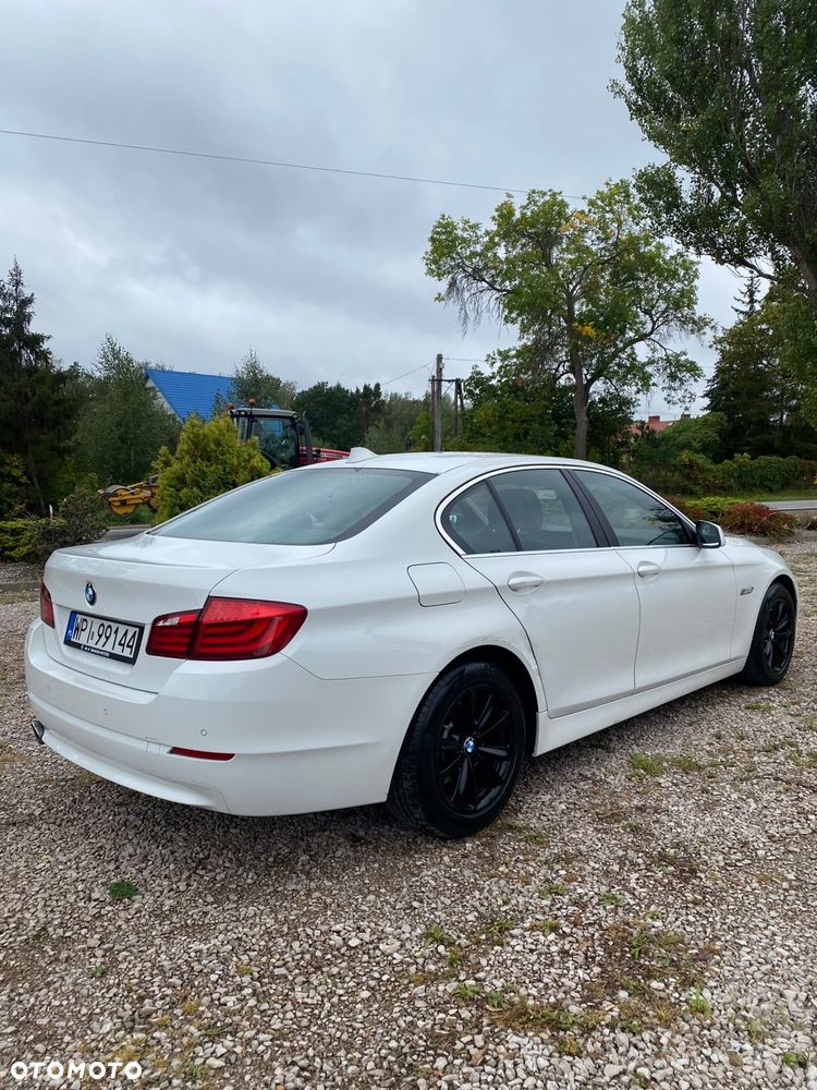 BMW Seria 5 2012 photo 4