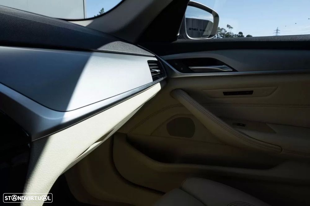 BMW 520 d Line Luxury Auto - 22
