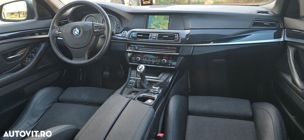BMW Seria 5 520d Luxury Line - 13