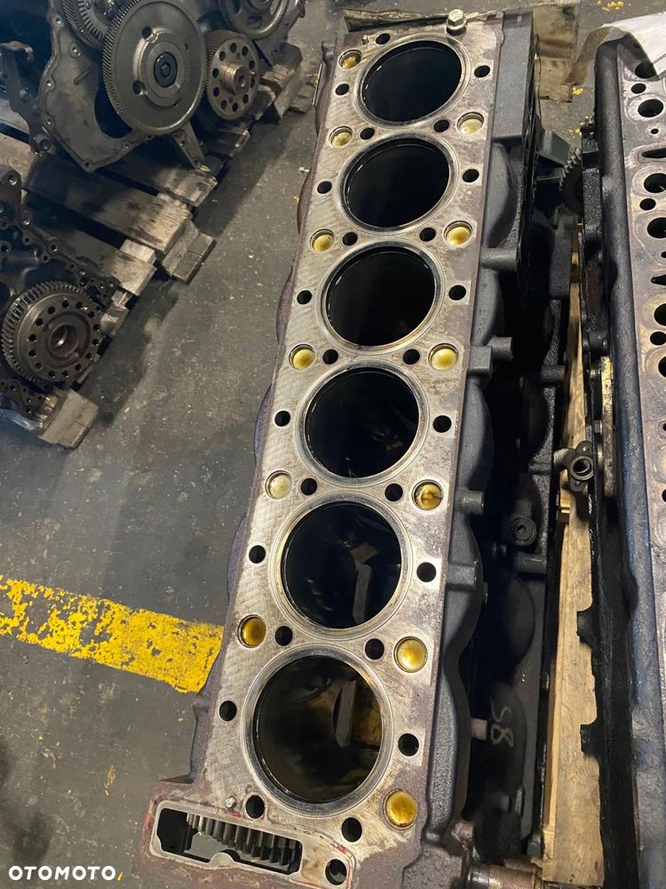 GOŁY BLOK MAN D2066 EURO 5 EURO 4 – 400KM LF40 - 4