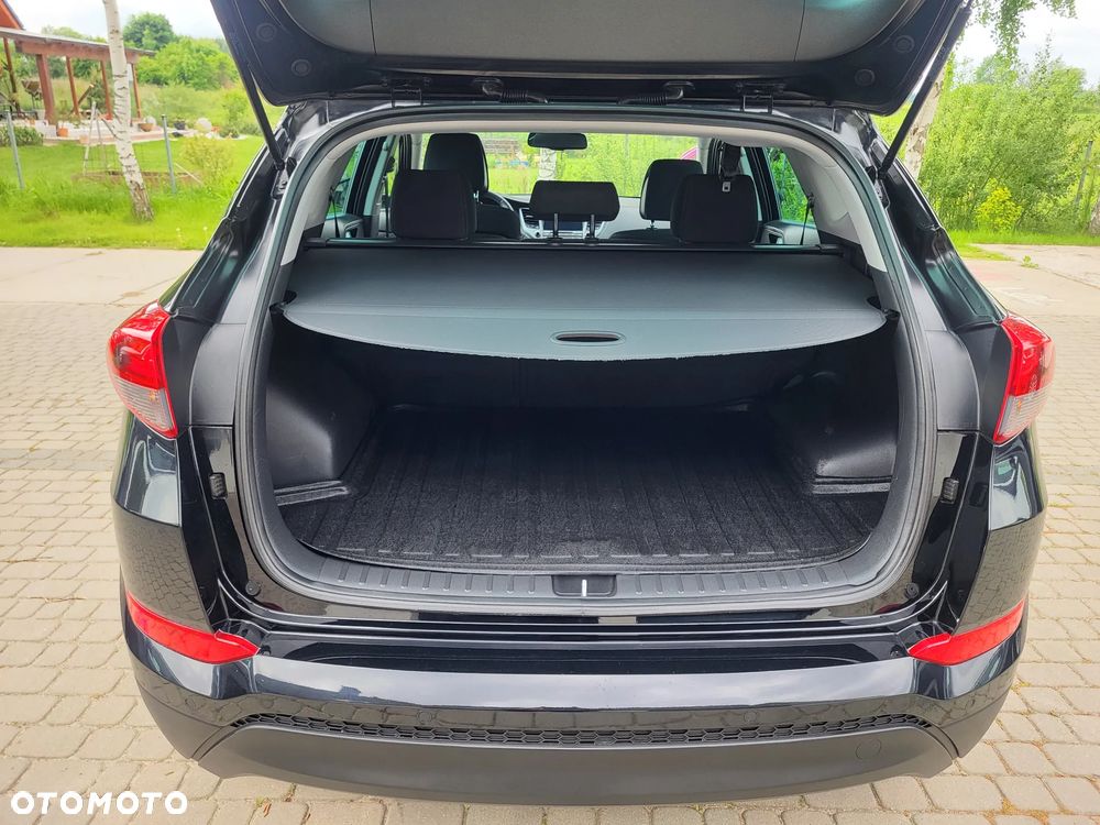 Hyundai Tucson 1.6 GDI BlueDrive Comfort 2WD - 11