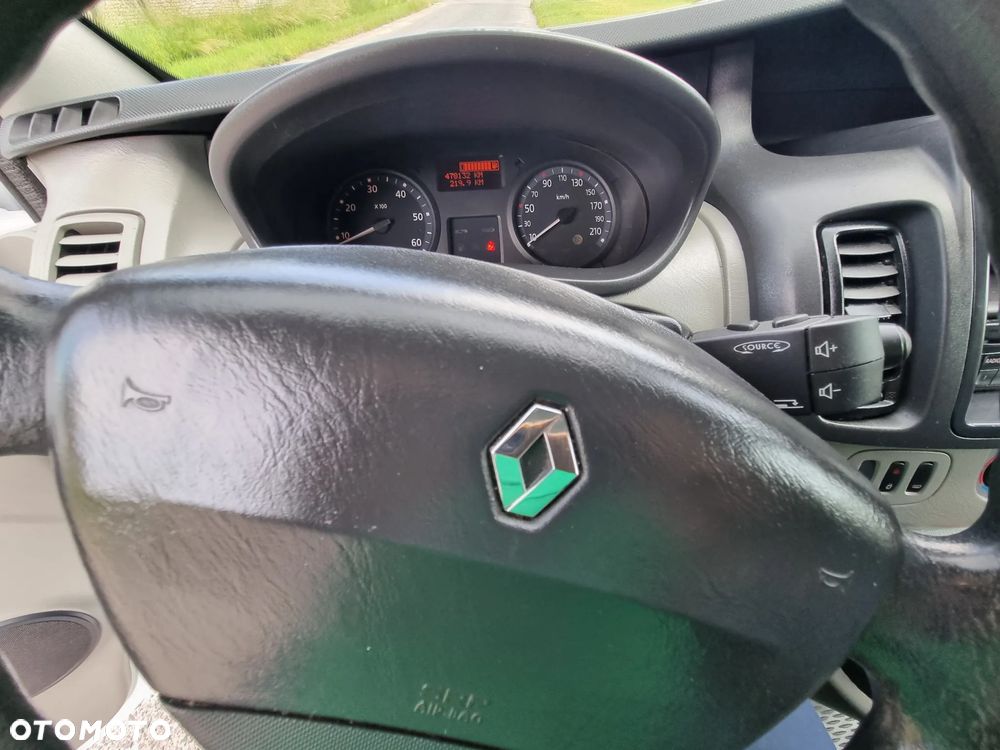 Renault Trafic - 9