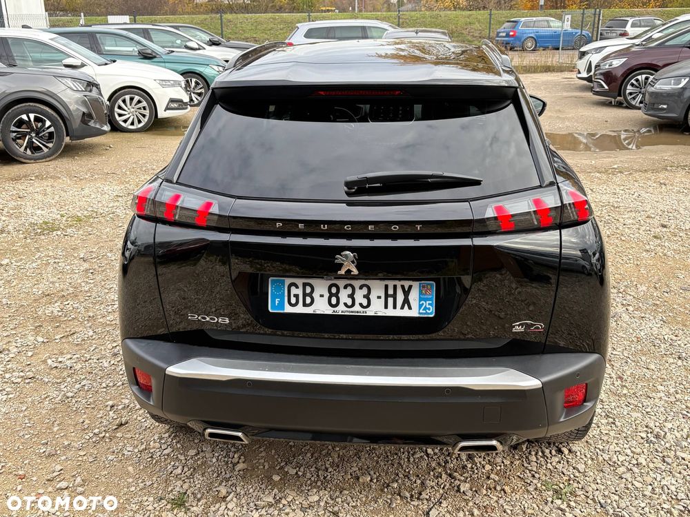 Peugeot 2008 1.2 PureTech Allure S&S EAT8 - 5