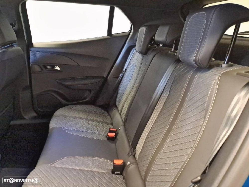 Peugeot 2008 1.2 Allure — fotografia 10
