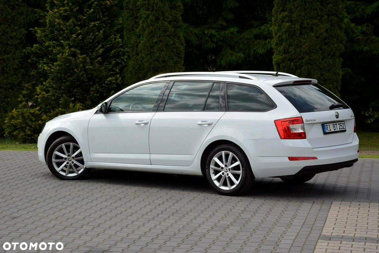 Skoda Octavia 2.0 TDI (Green tec) DSG Style - 6