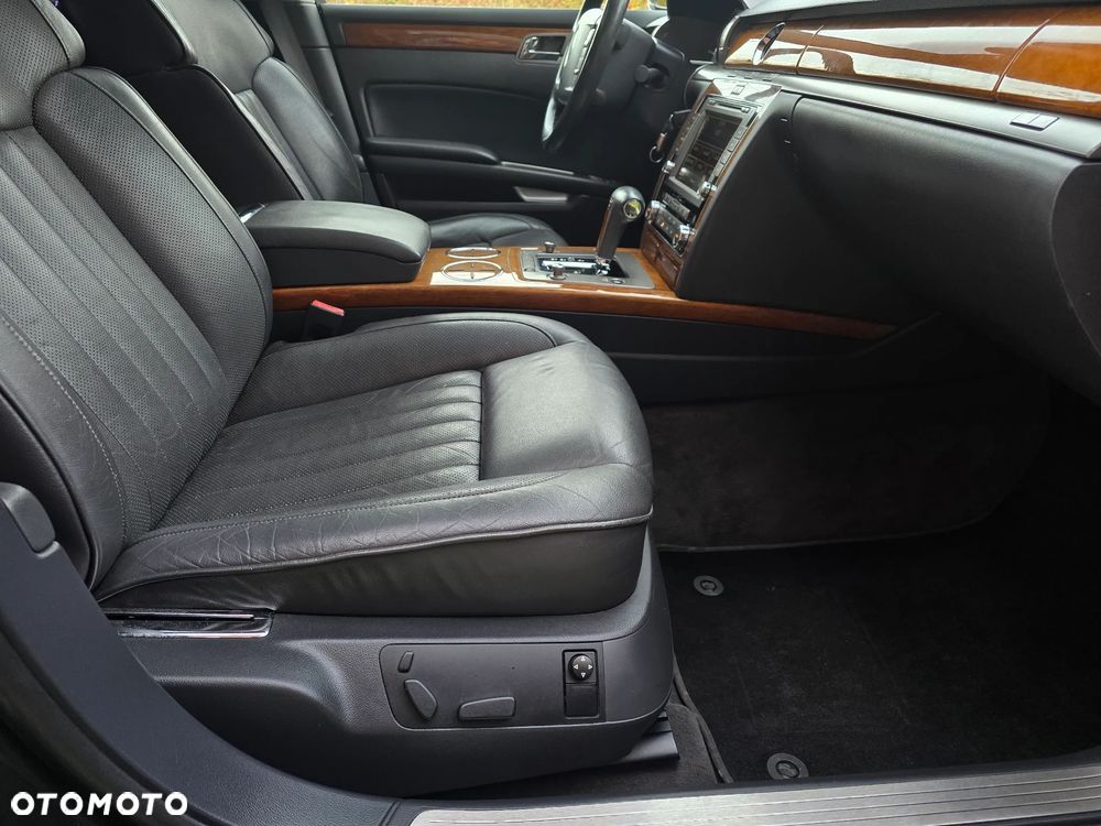 Volkswagen Phaeton 3.0 V6 TDI DPF 4MOTION langer Radstand (5 Sitzer) - 28