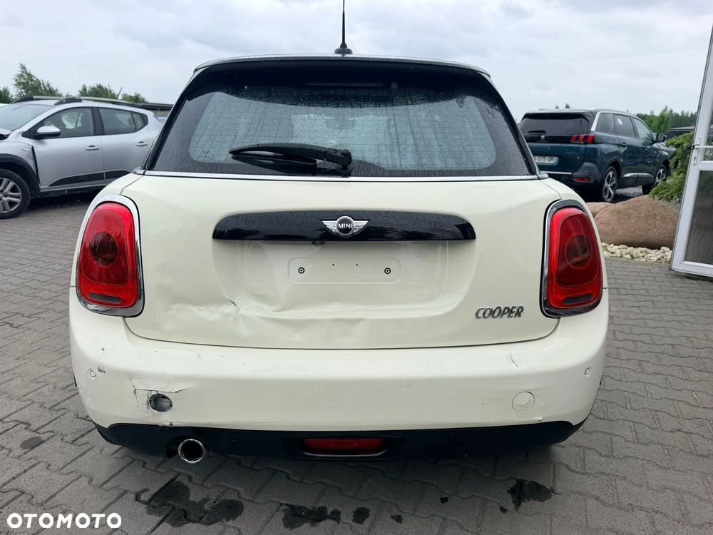 MINI Cooper Seven Chili - 4