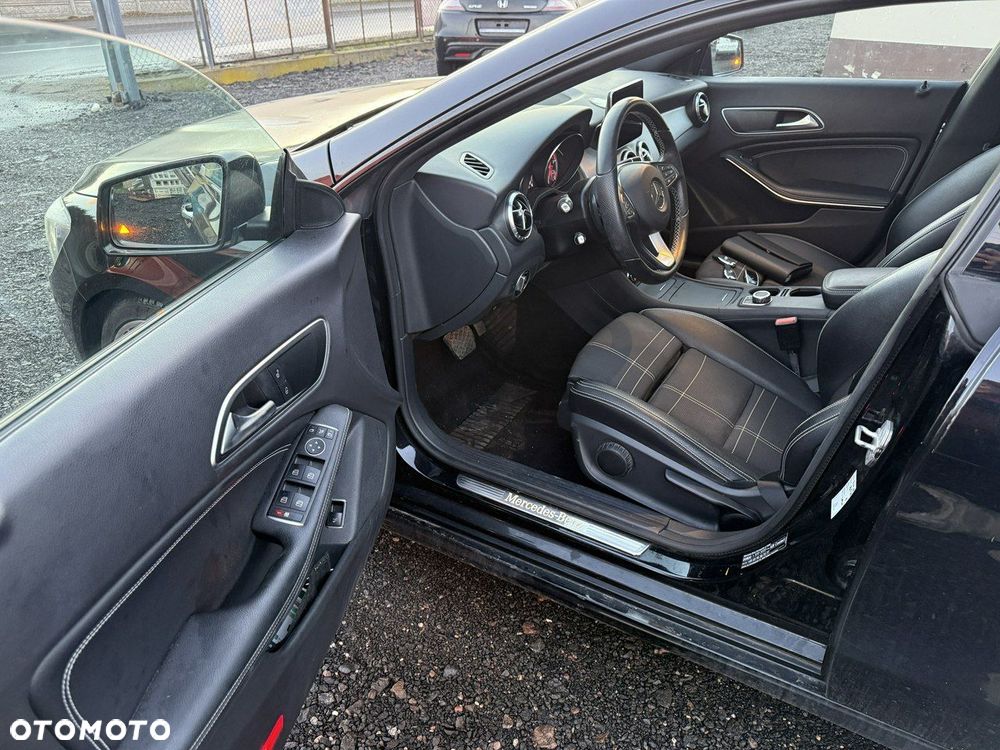 Mercedes-Benz CLA - 5