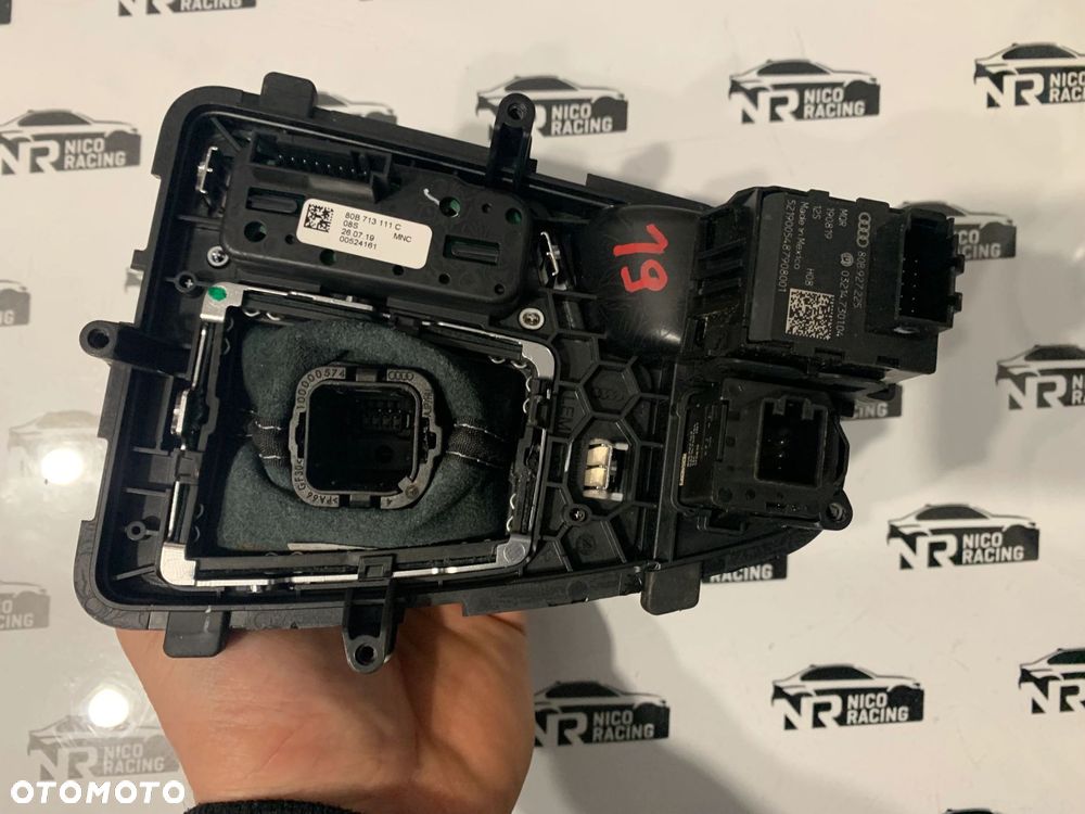 LEWAREK GAŁKA ZMIANY BIEGÓW AUDI A4 B9 SKÓRA PERFOROWANA 8W1713041N - 8