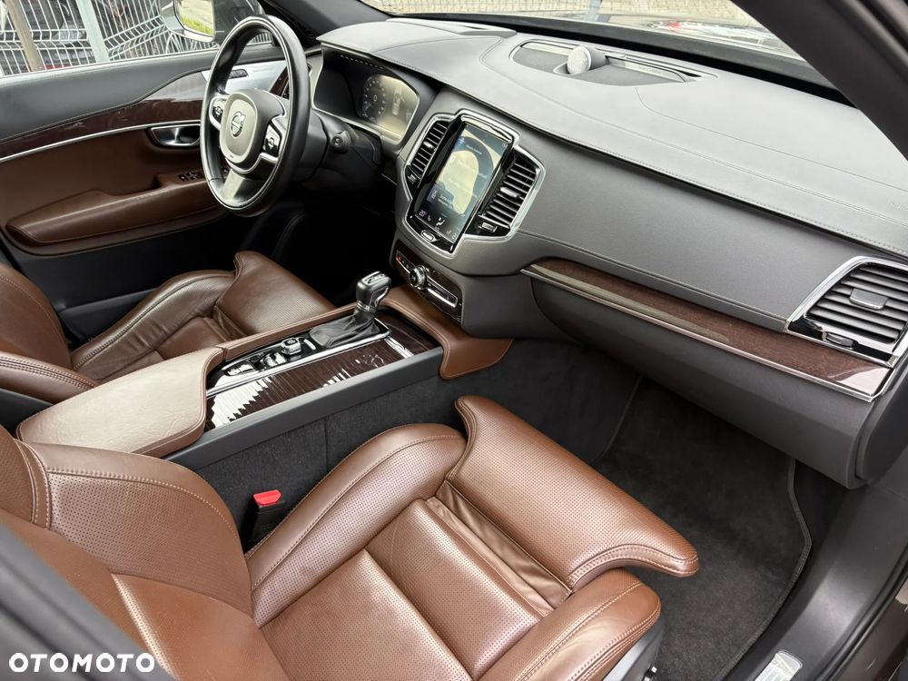 Volvo XC 90 D5 SCR AWD Inscription - 33