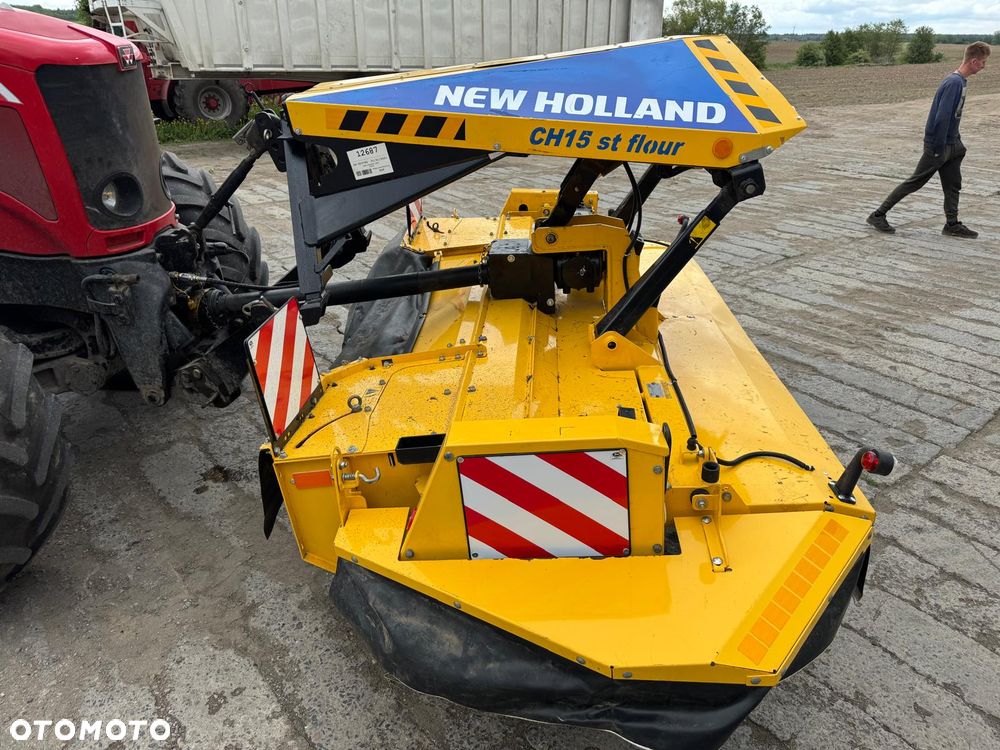 New Holland F320P - 4
