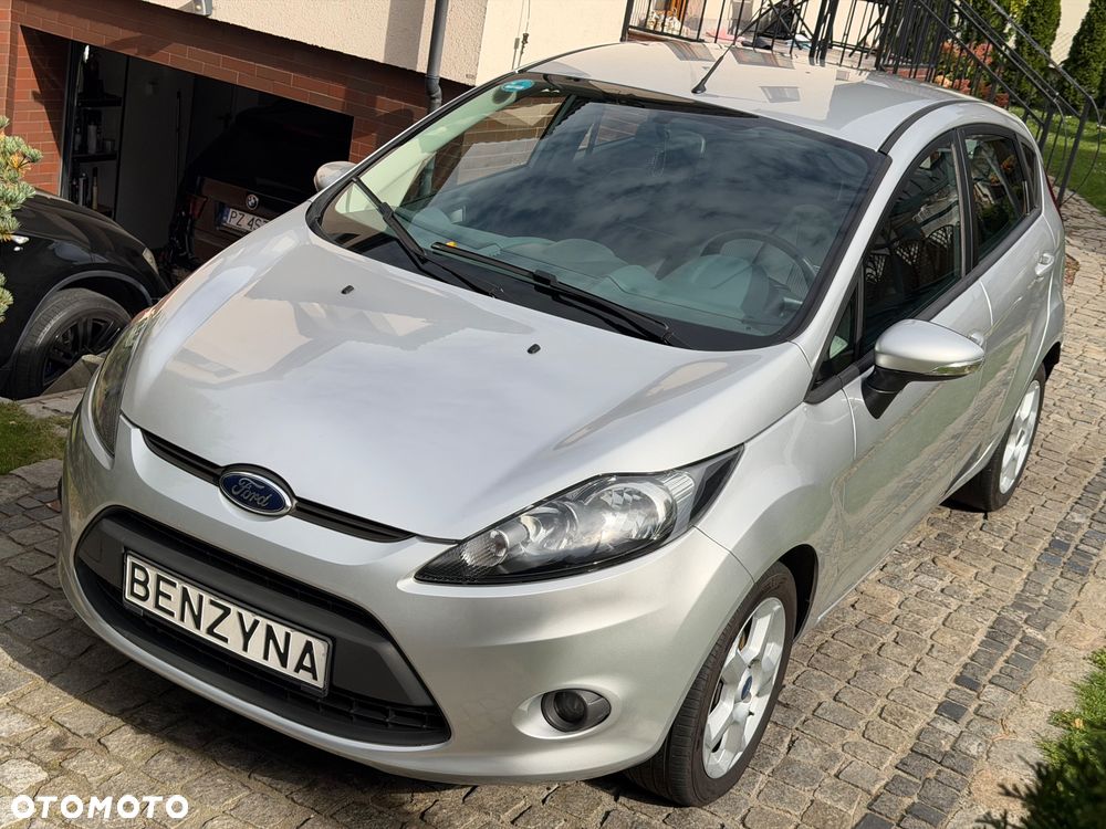 Ford Fiesta - 2