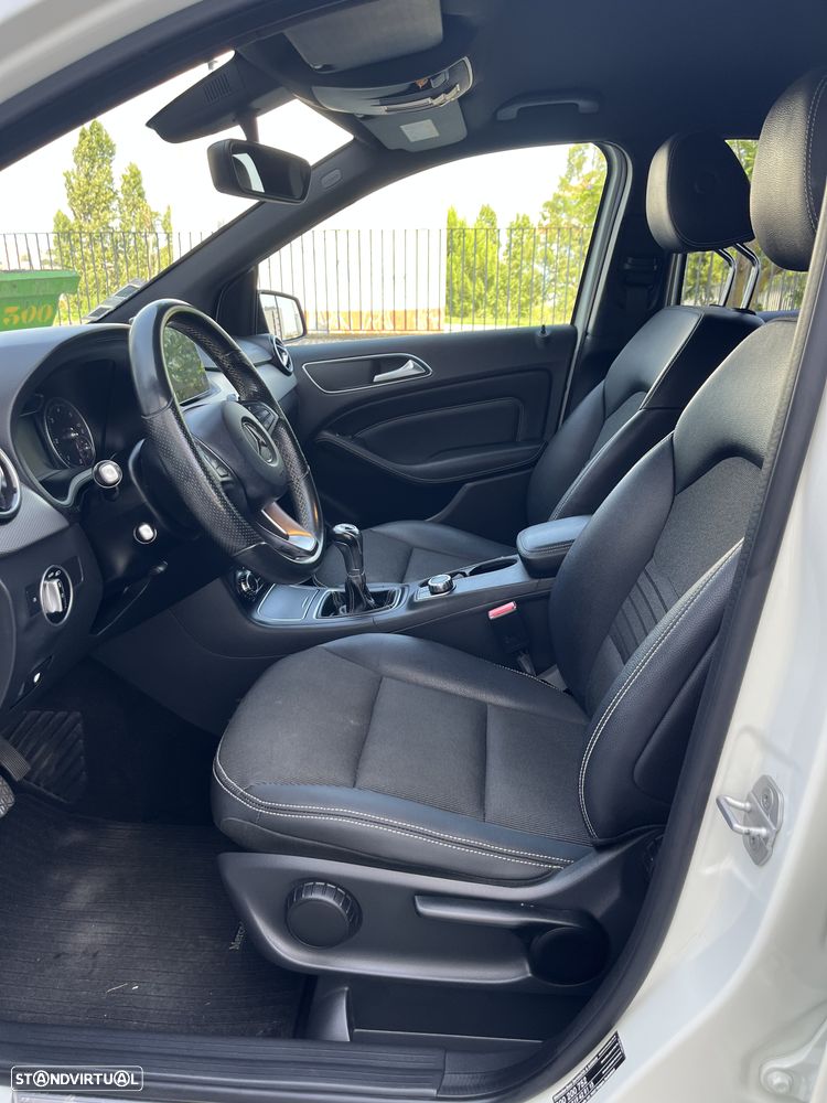 Mercedes-Benz B 180 CDI Urban - 23