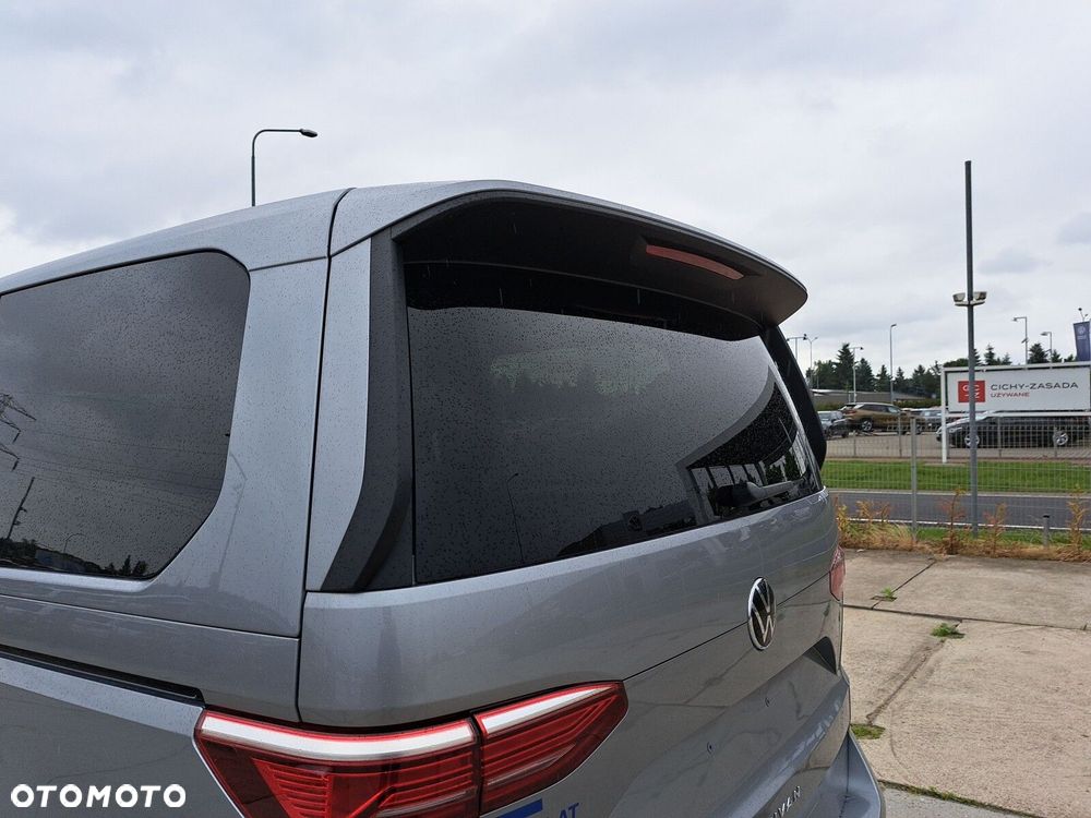 Volkswagen Multivan - 22