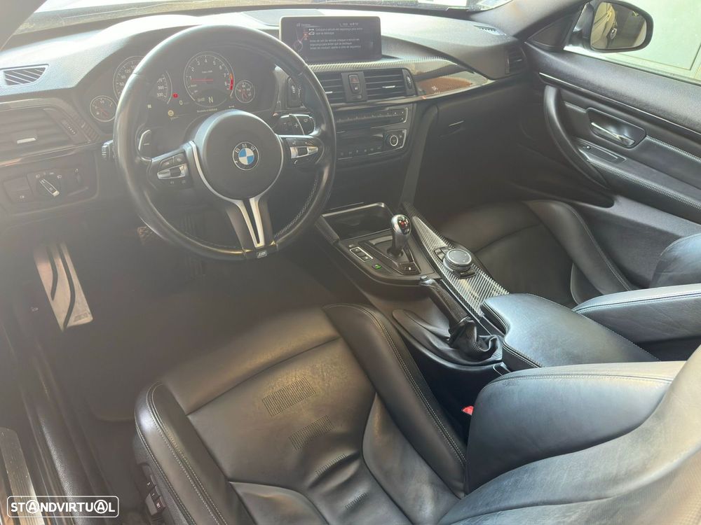 BMW M4 Auto - 12