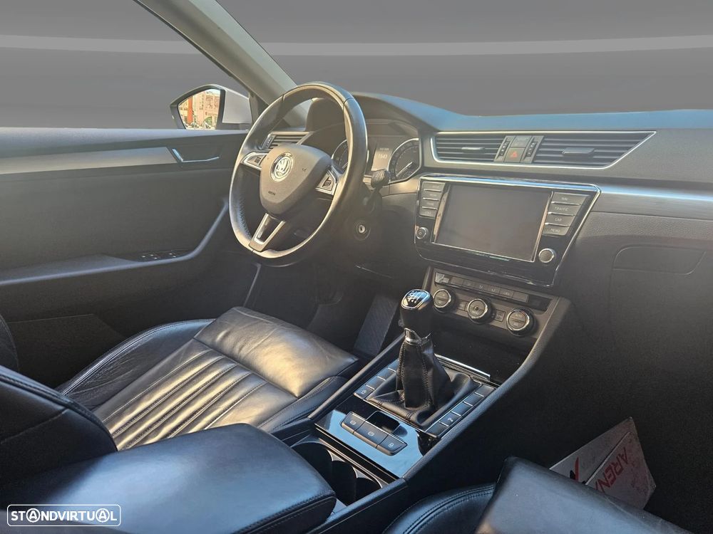 Skoda Superb Break 1.6 TDI Style - 27