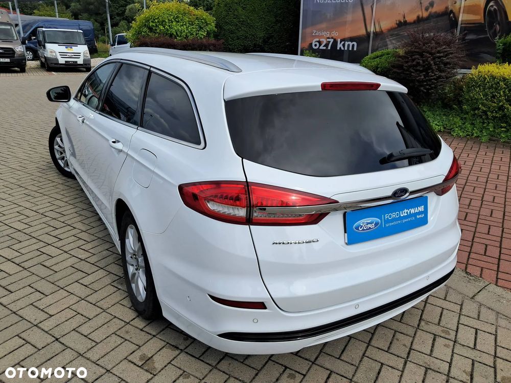 Ford Mondeo 2.0 Hybrid Titanium - 11