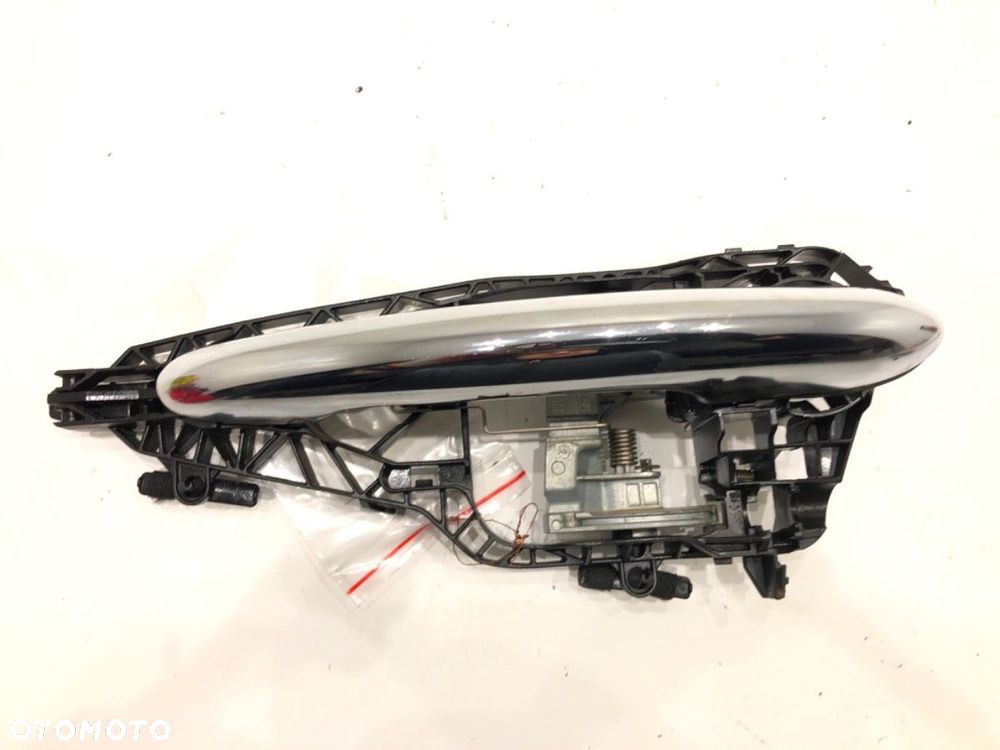 KLAMKA ZEWNĘTRZNA LEWY TYŁ  MINI MINI COUNTRYMAN (F60) 2016 - 2022 Cooper 100 kW [136 KM] benzyna - 1