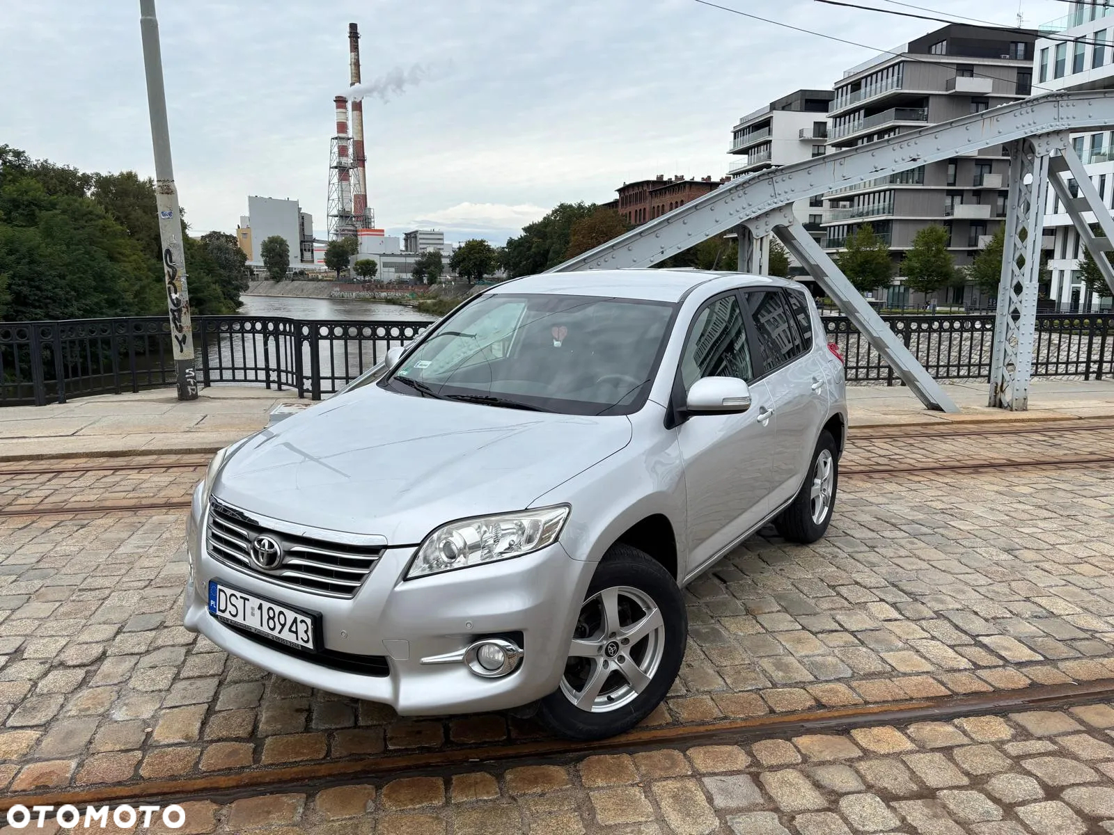 Toyota RAV4 - 5