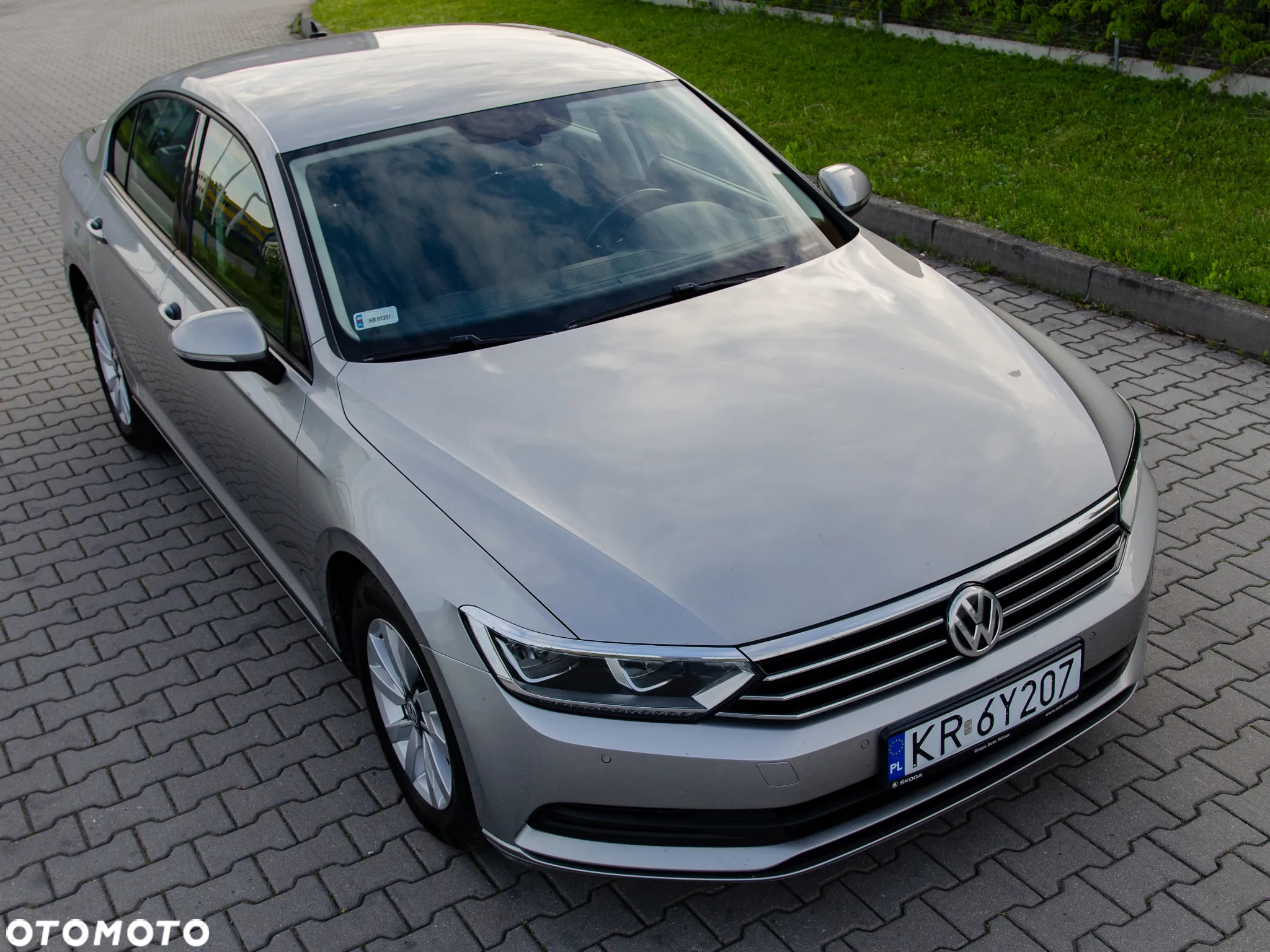 Volkswagen Passat 2.0 TDI SCR Comfortline - 9
