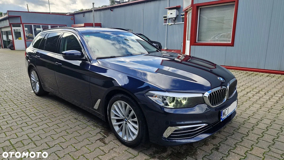BMW Seria 5 520d xDrive Luxury Line sport - 3