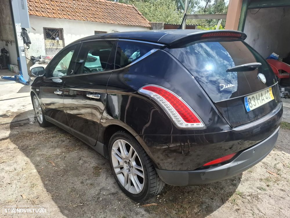Lancia Delta 1.6 M-Jet Platino - 3
