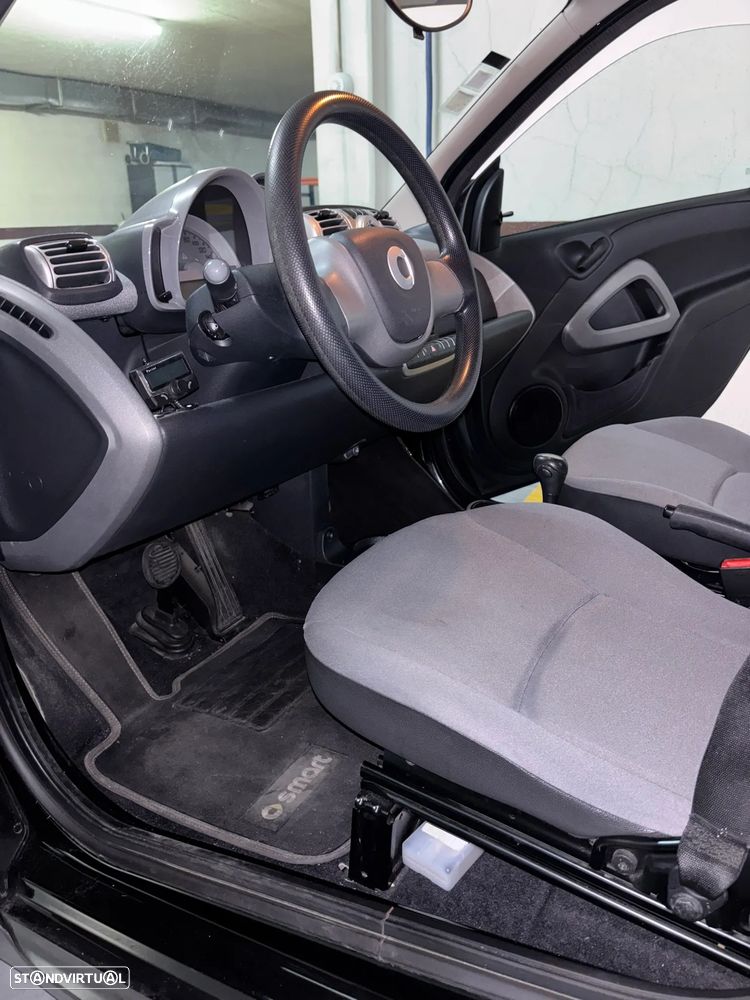 Smart ForTwo Coupé 0.8 cdi Pure 45 - 22
