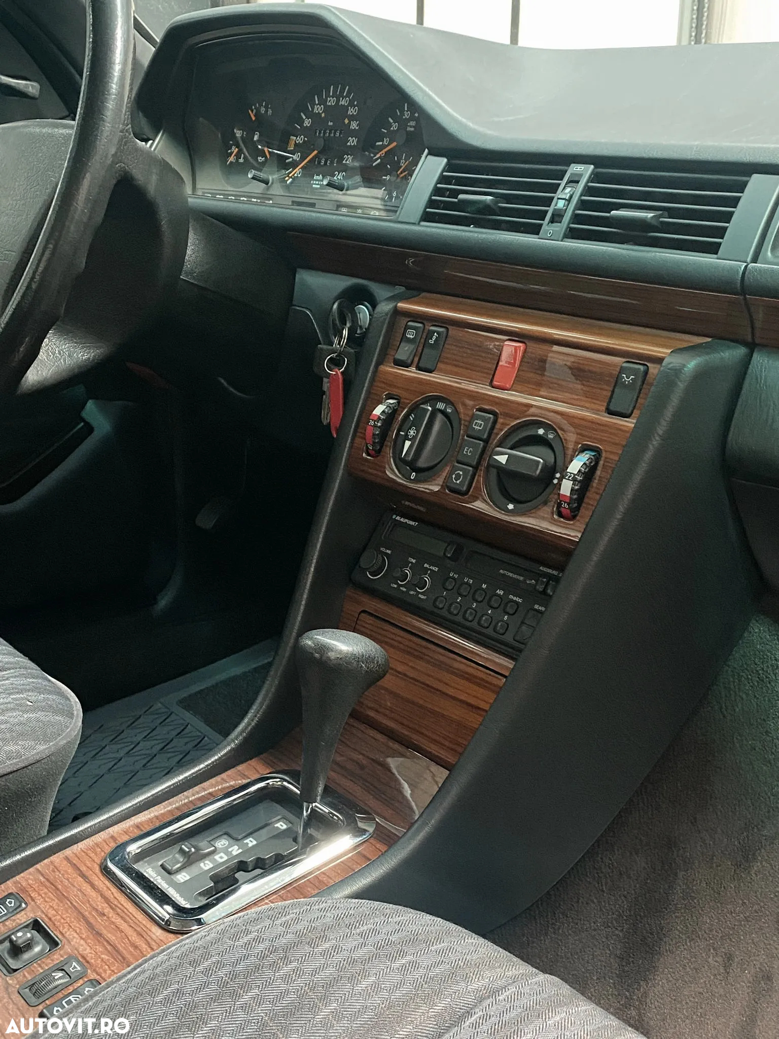Mercedes-Benz W124 - 8