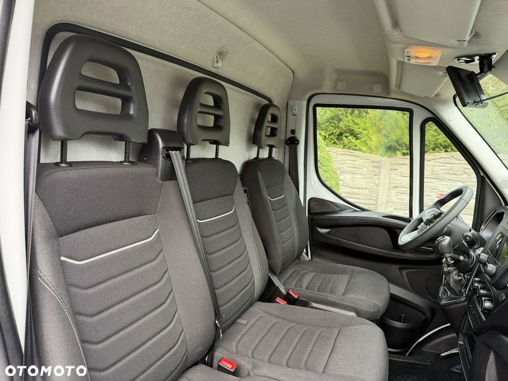Iveco Daily - 25