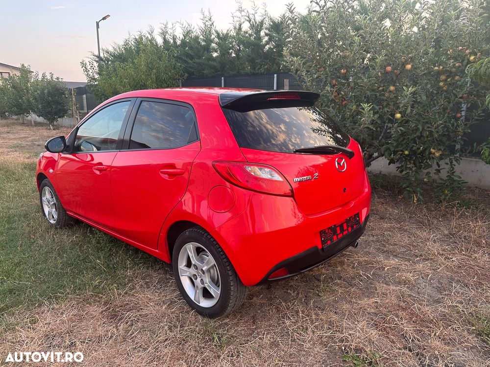 Mazda 2 - 4