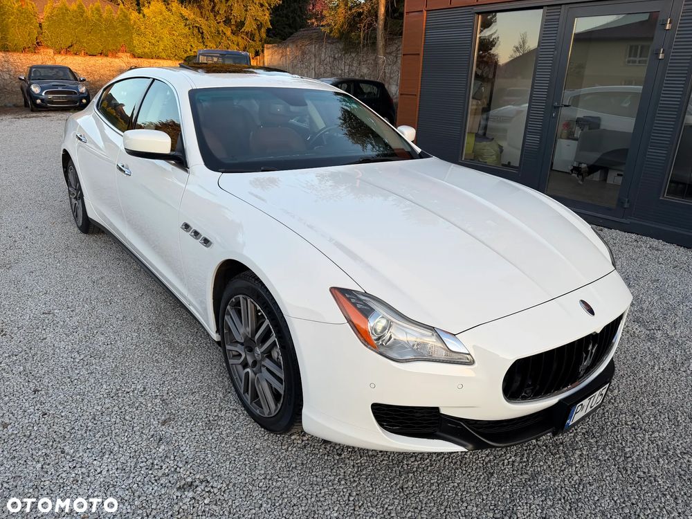 Maserati Quattroporte - 11
