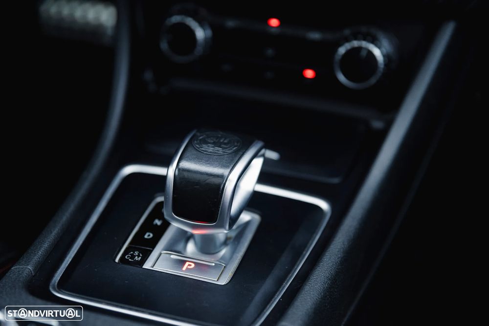 Mercedes-Benz A 45 AMG 4-Matic - 17