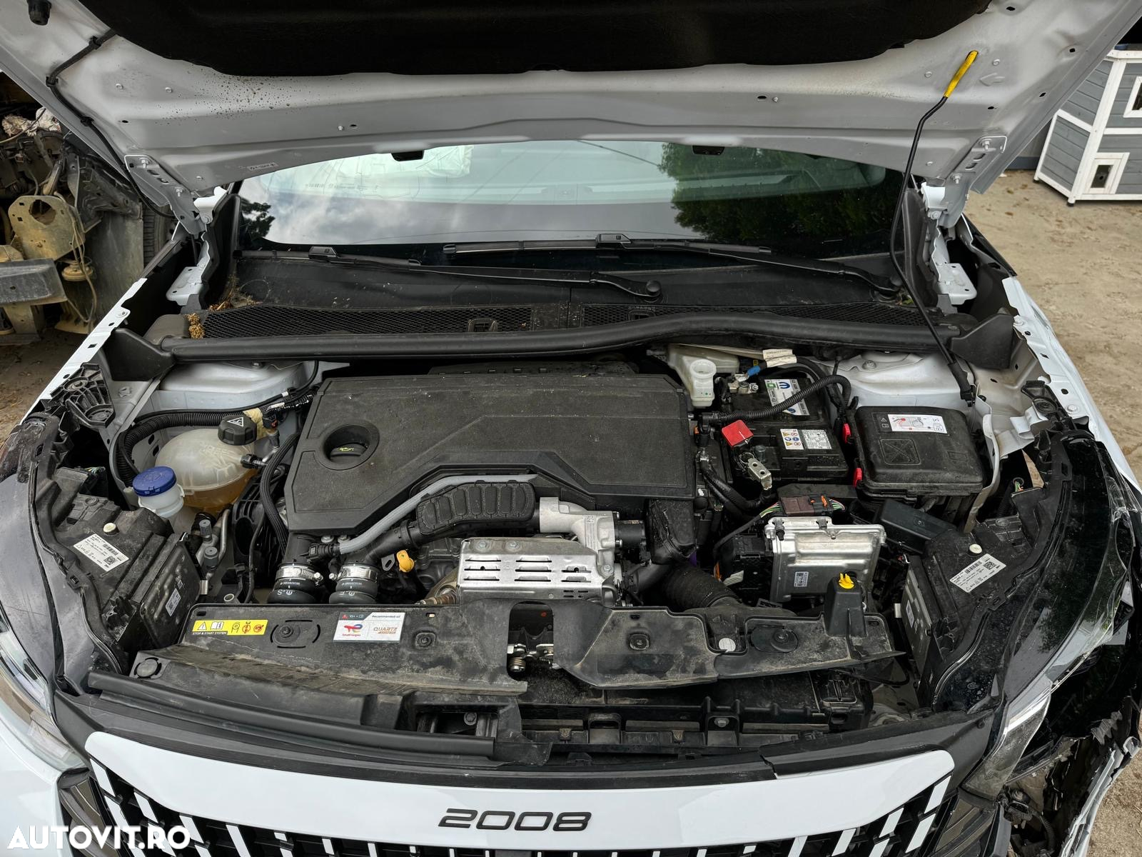 Peugeot 2008 1.2L 136 e-DCS6 MHEV GT - 5