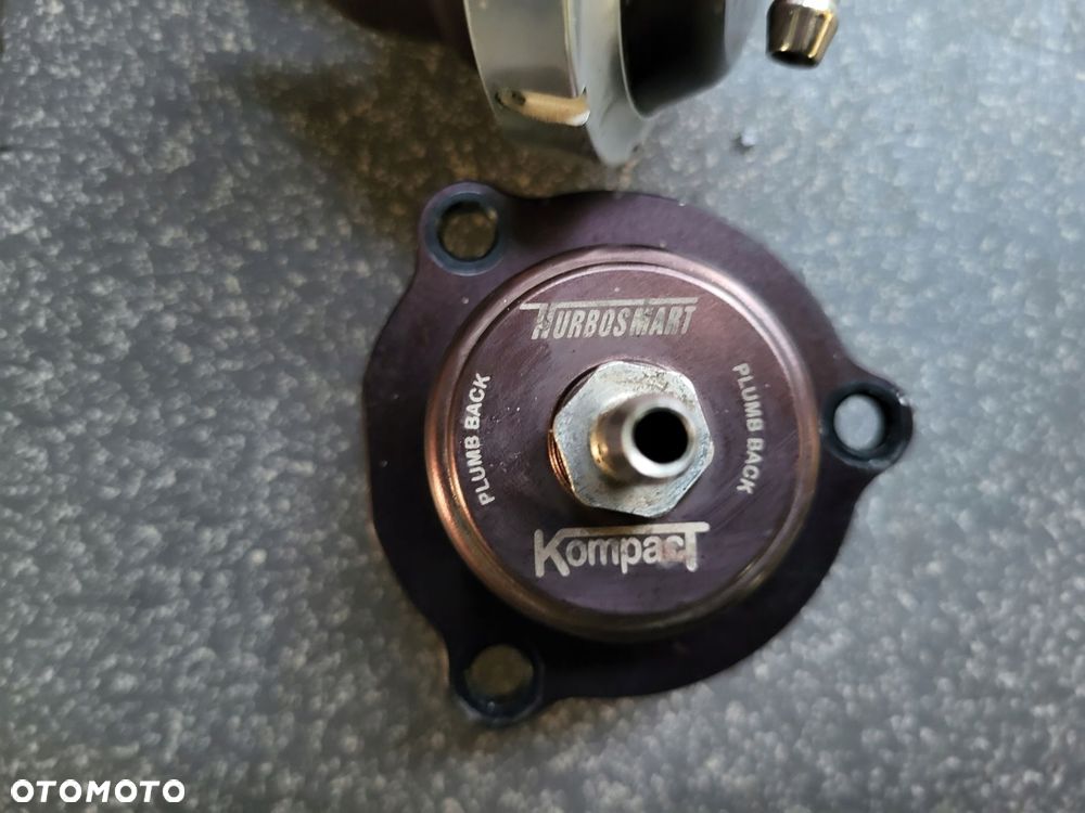 turbosmart zawor aktuator iwg-75 opel corsa opc - 2
