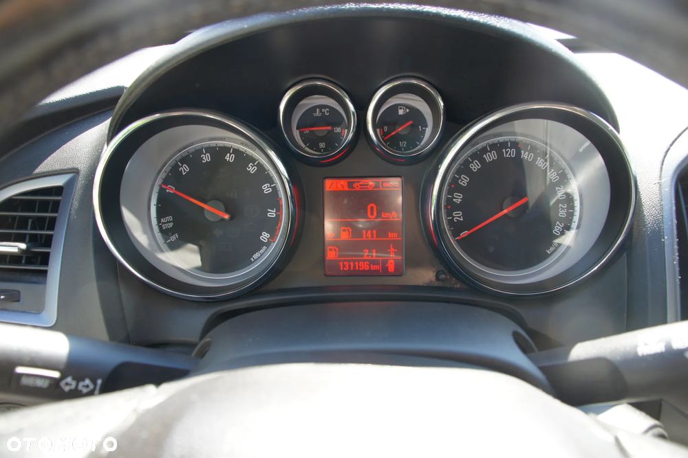 Opel Astra 1.4 T Cosmo EU6 - 13