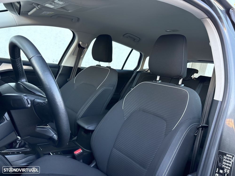 Ford Focus SW 1.5 TDCi EcoBlue Business - 6