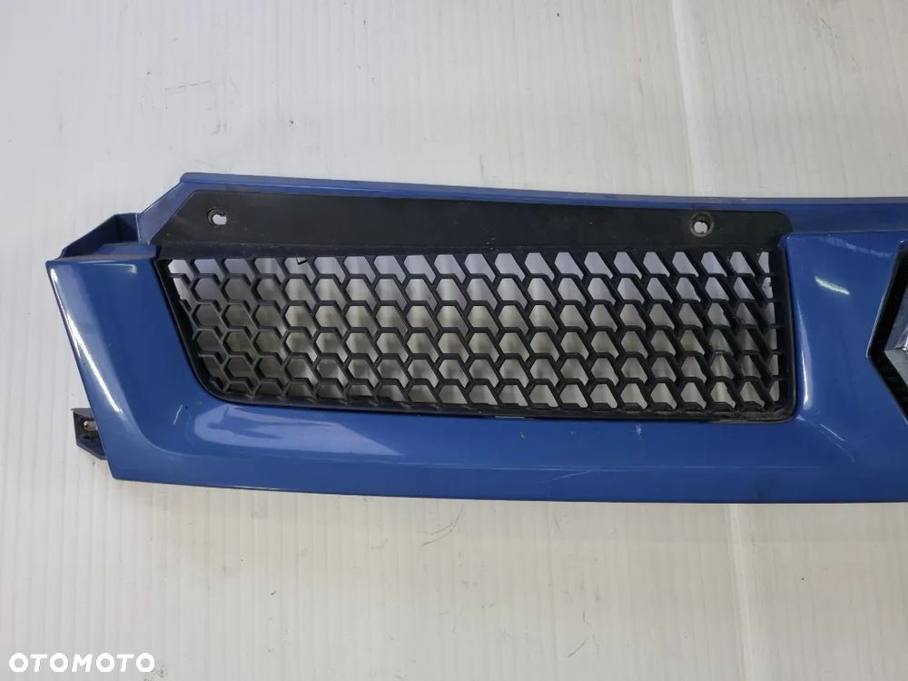 ATRAPA GRILL MASTER MOVANO 03-06r. - 2