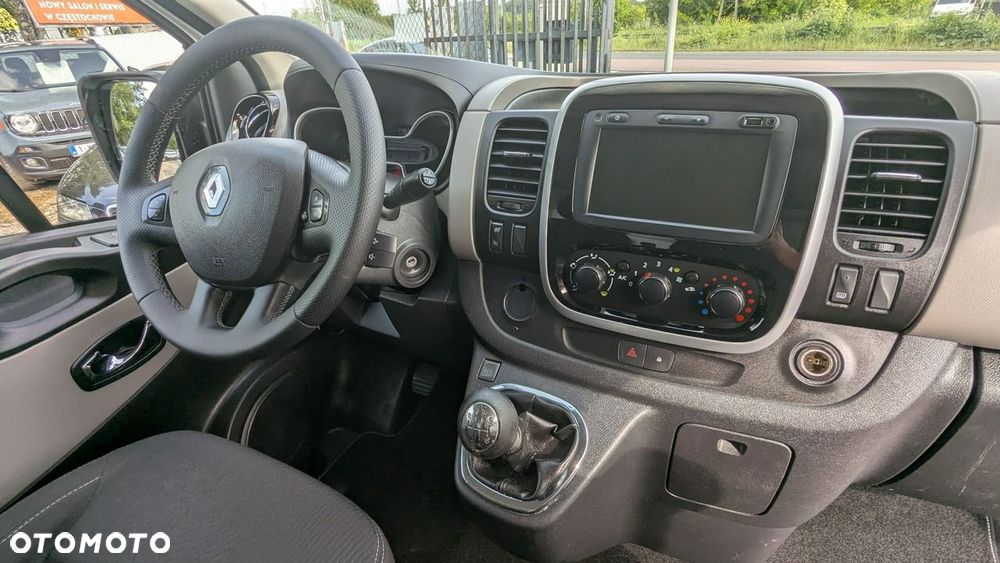 Renault Trafic - 18