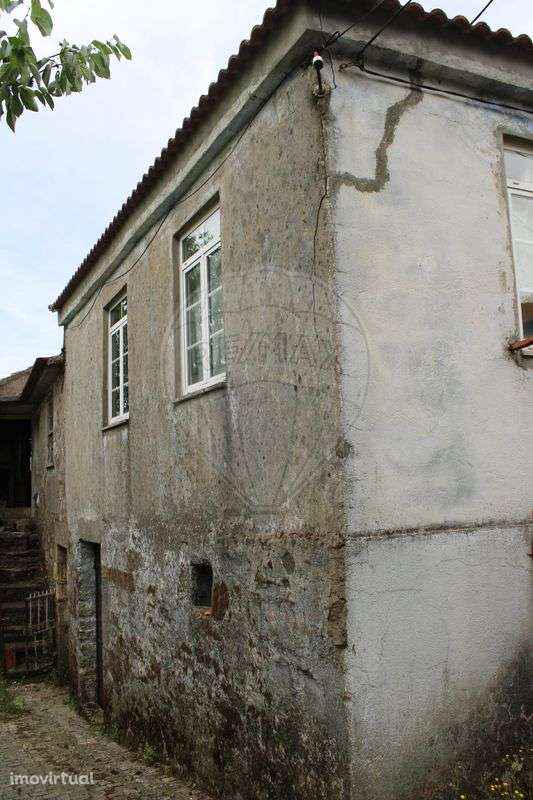 Moradia T2 para venda - Grande imagem: 2/10